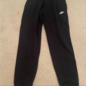 NWT black nike sweatpants size small